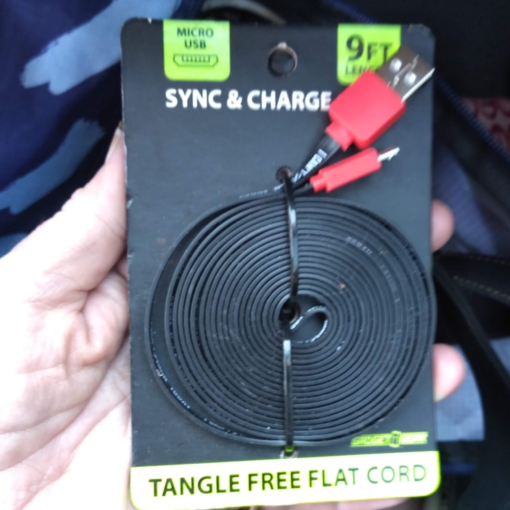 9ft tangle free USB Cable (micro USB)